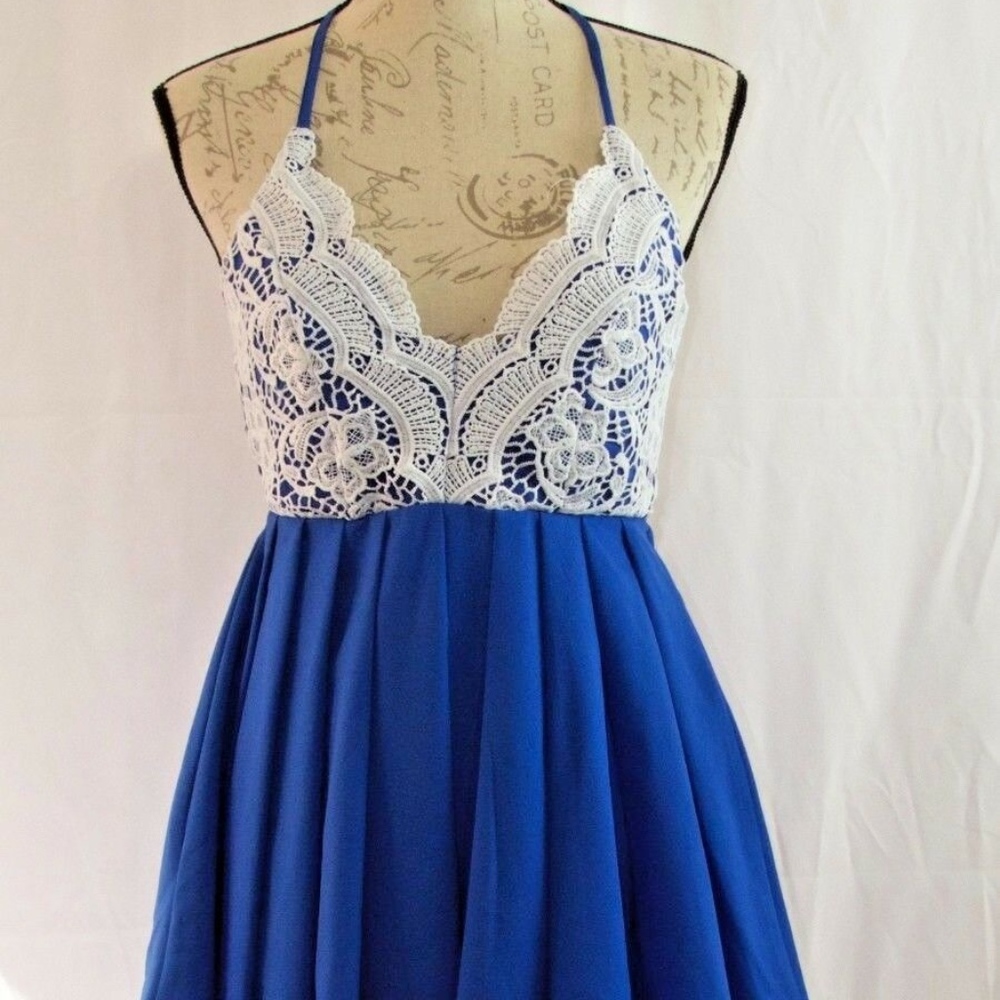 SOLARIS Blue&White Spaghetti Strap Backless Dress
